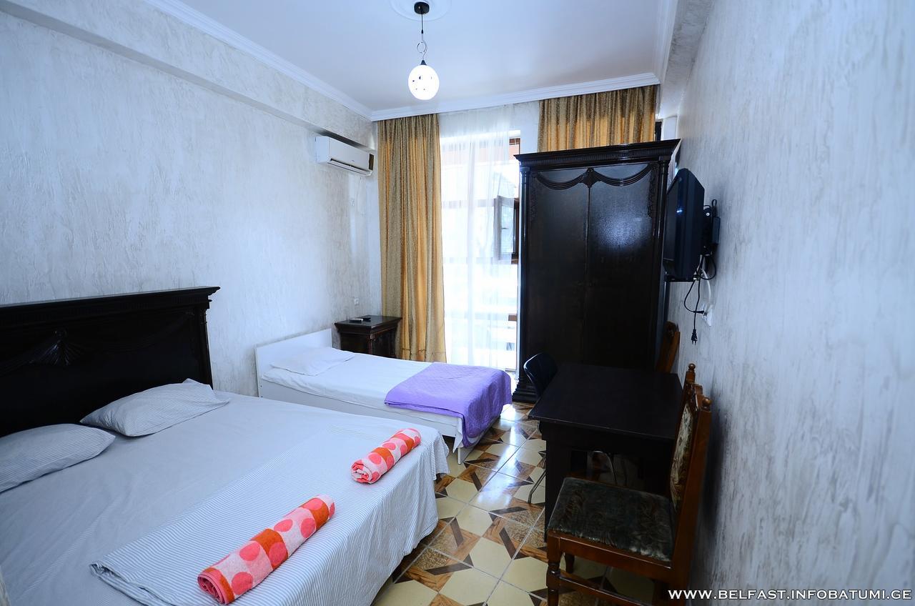 Hotel Belfast Батуми Екстериор снимка