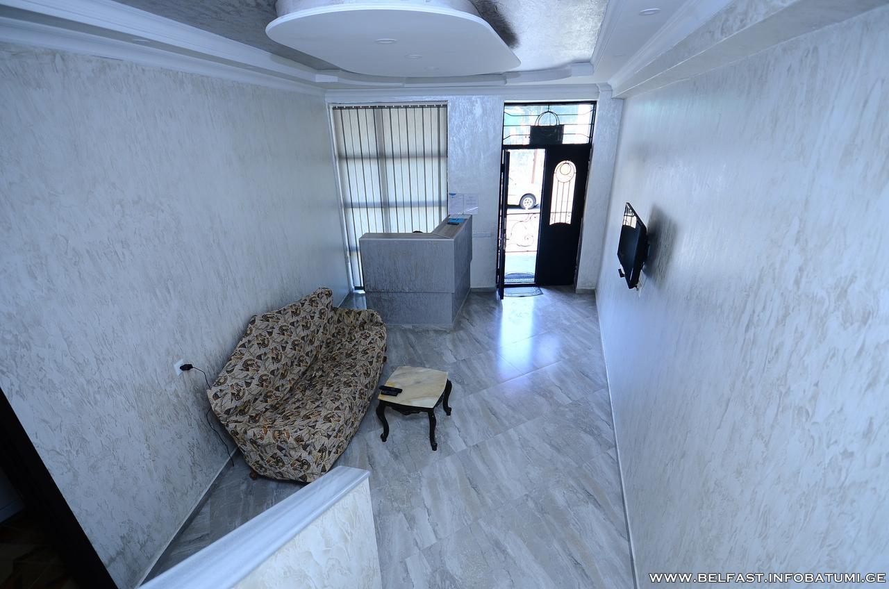 Hotel Belfast Батуми Екстериор снимка