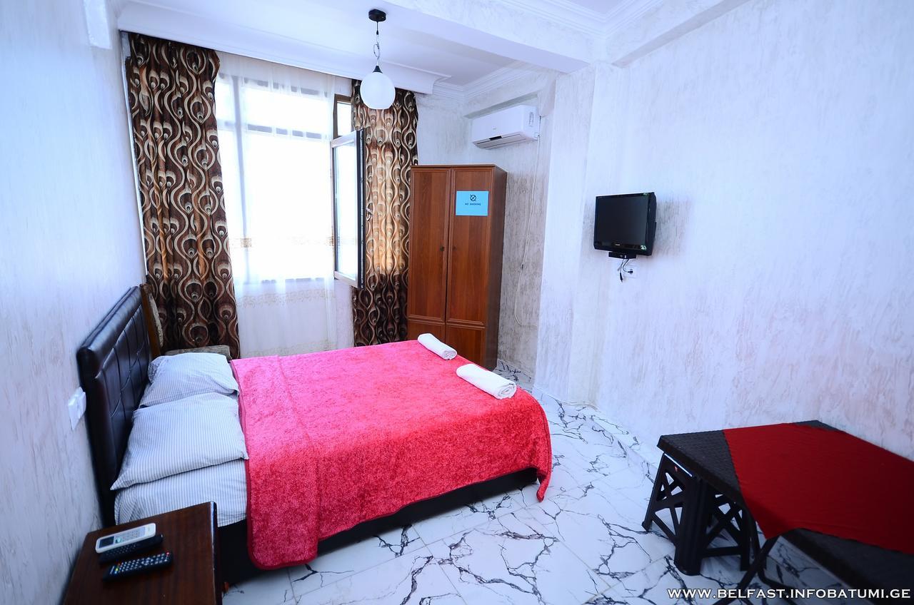 Hotel Belfast Батуми Екстериор снимка